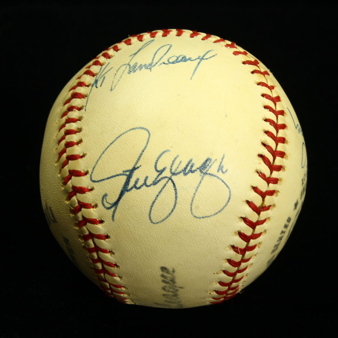 1982 Autographed Dodger Baseball, Garvey, Lasorda +2