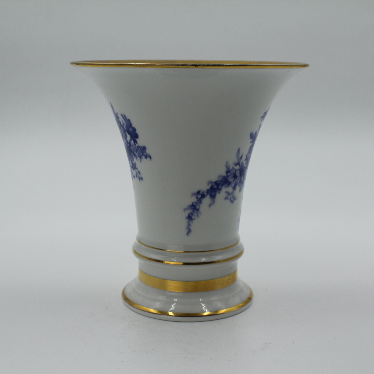 GoodLife Auctions - Lot 417, C. 1920 Pair of Trumpet Vases, Furstenberg ...